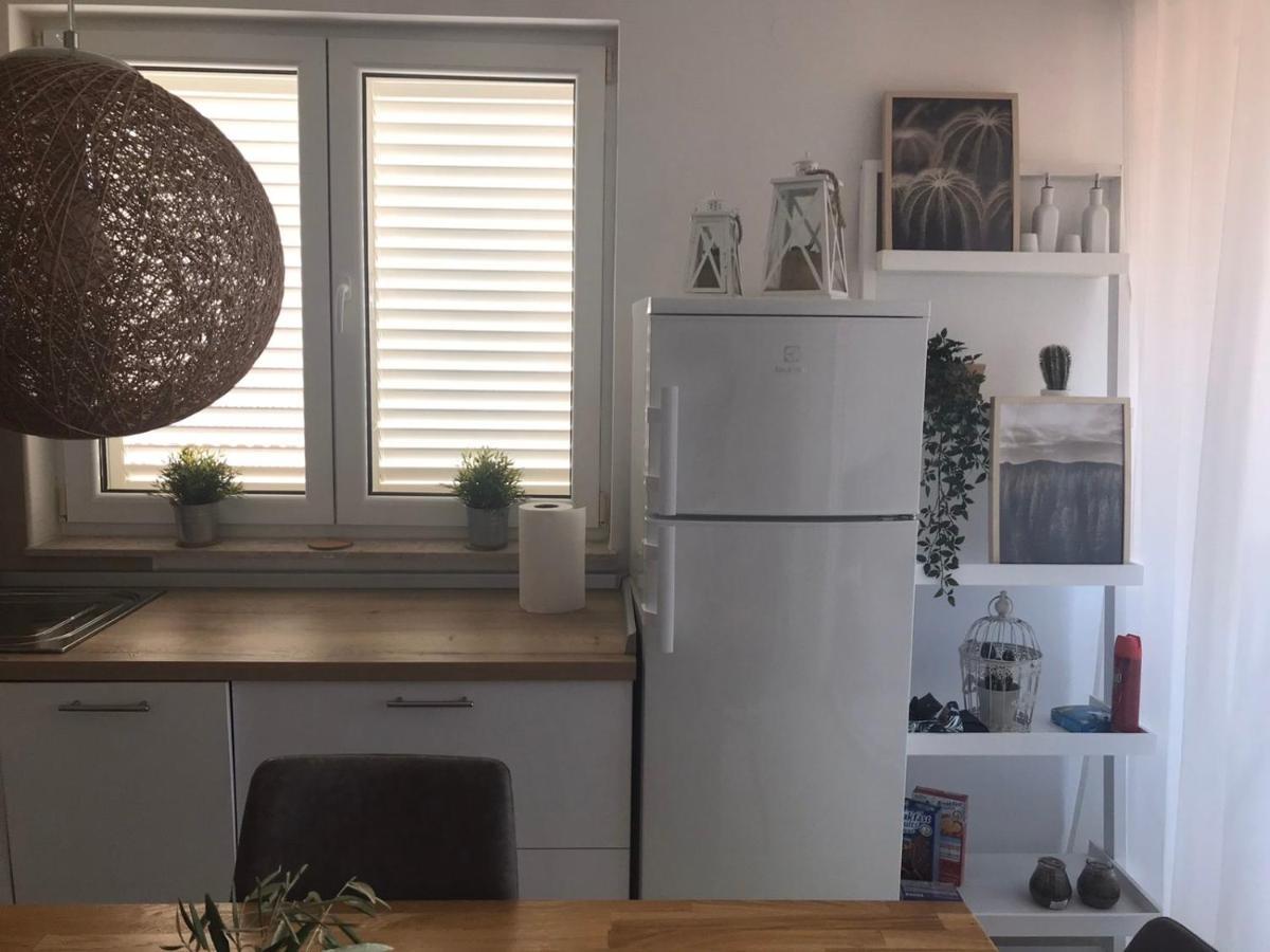 Vila Palit 497 D Apartment E Luaran gambar